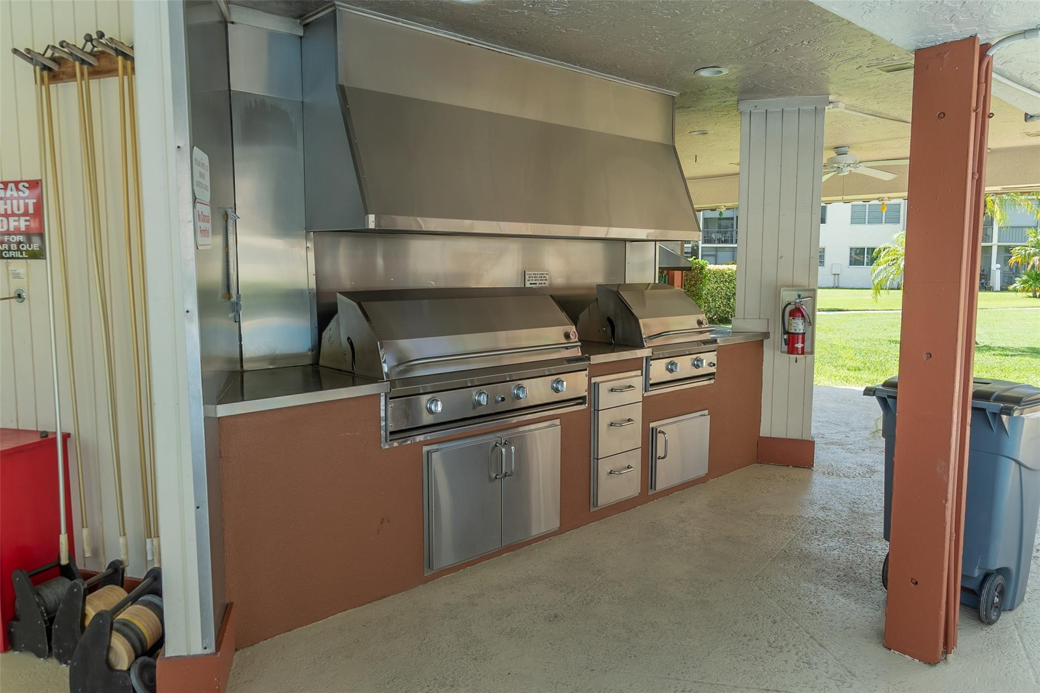 8901 S Hollybrook Boulevard 201 Property Photo 25