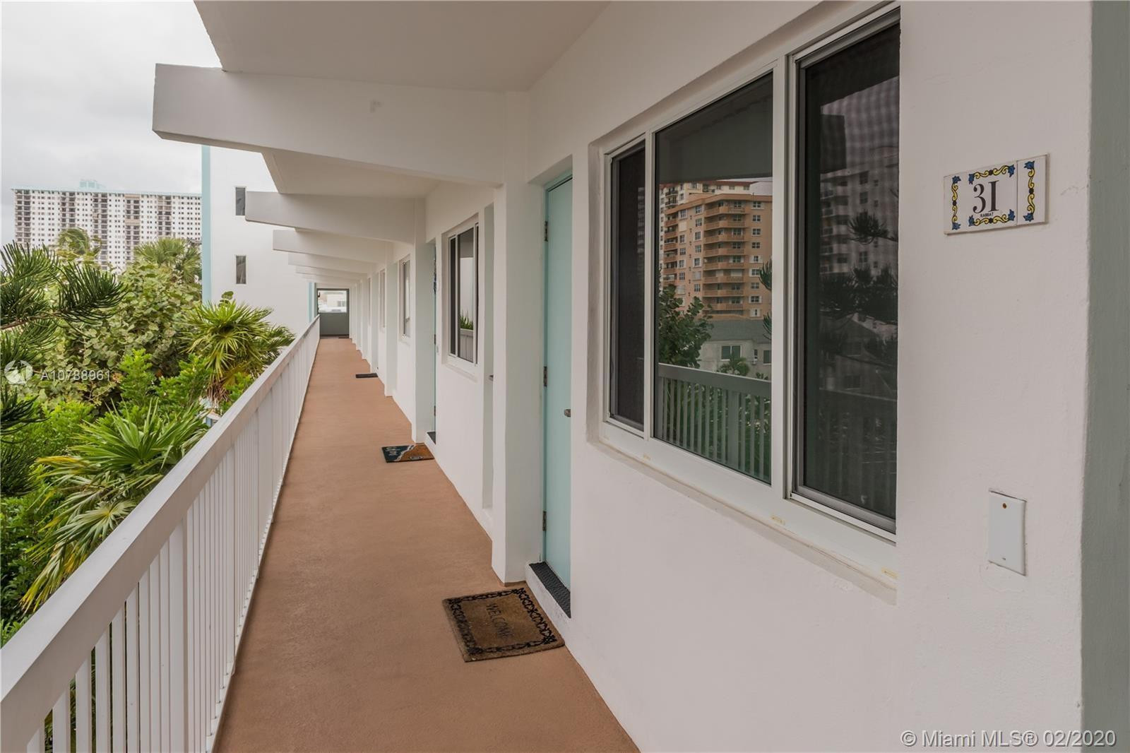 1801 S Surf Road 2c Property Photo 2