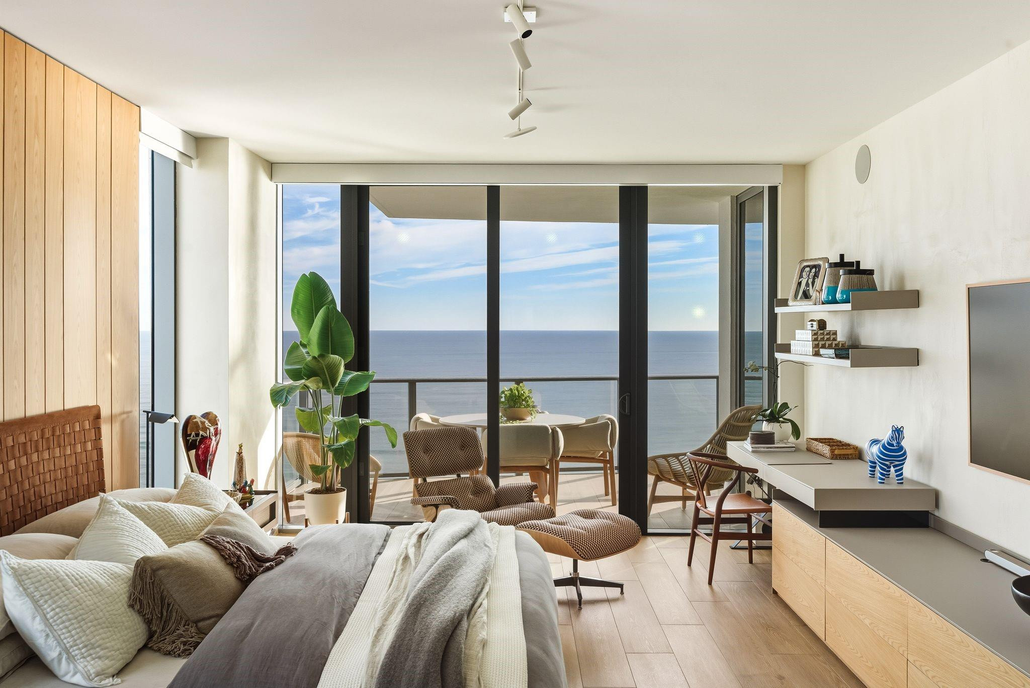 1116 N Ocean Boulevard 1506 Property Photo 14