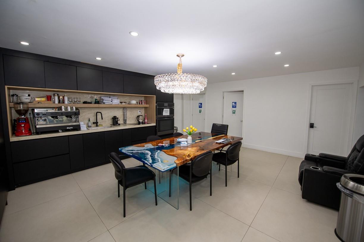 5738 W Hallandale Beach Boulevard Property Photo 10