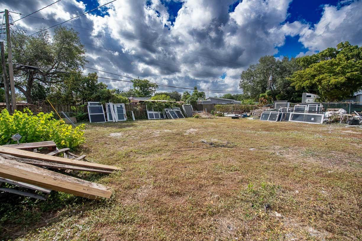 5738 W Hallandale Beach Boulevard Property Photo 21