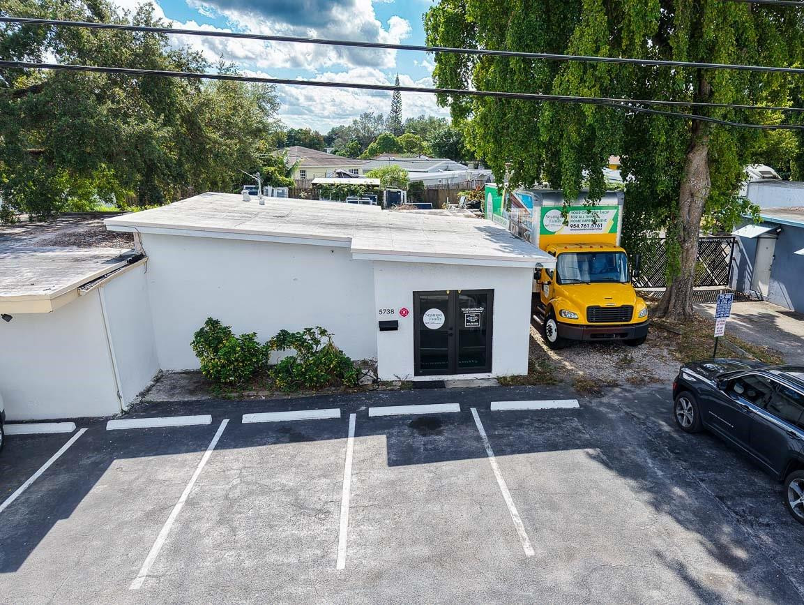 5738 W Hallandale Beach Boulevard Property Photo 27