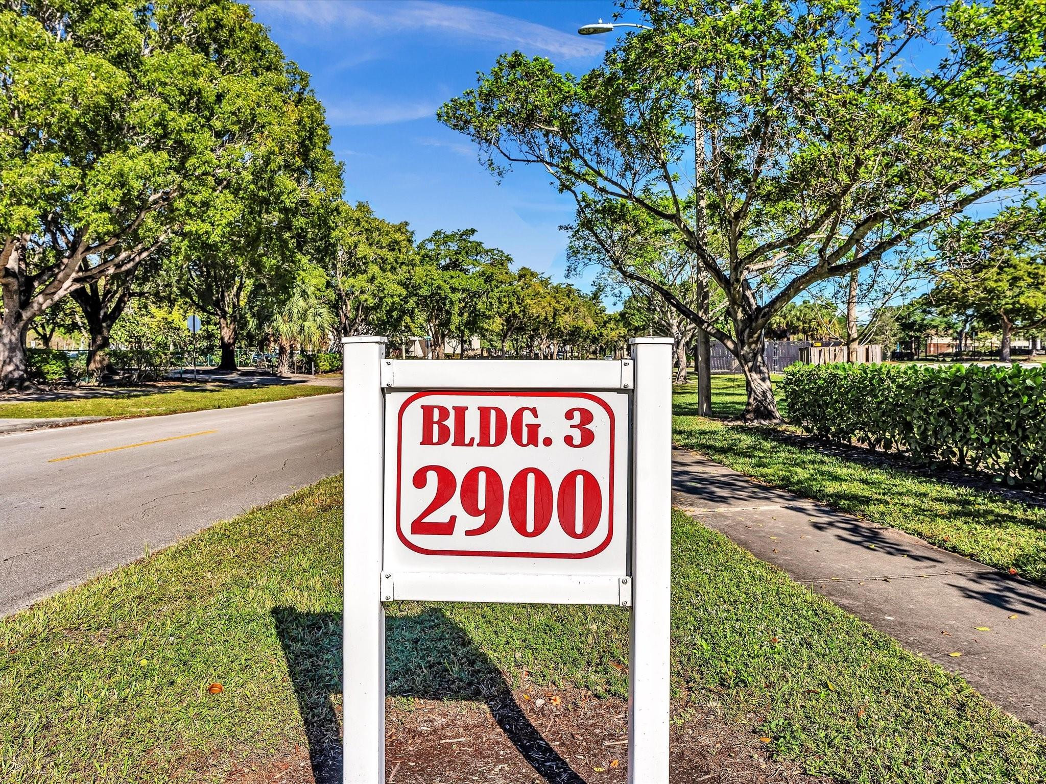 9041 Sunrise Lakes Boulevard 113 Property Photo 49
