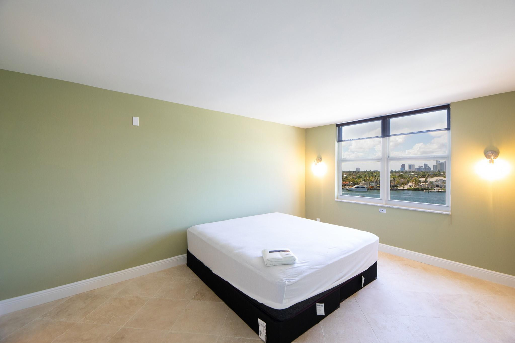 1 Las Olas Circle 605 Property Photo 12