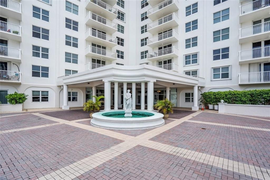 1 Las Olas Circle 605 Property Photo 26
