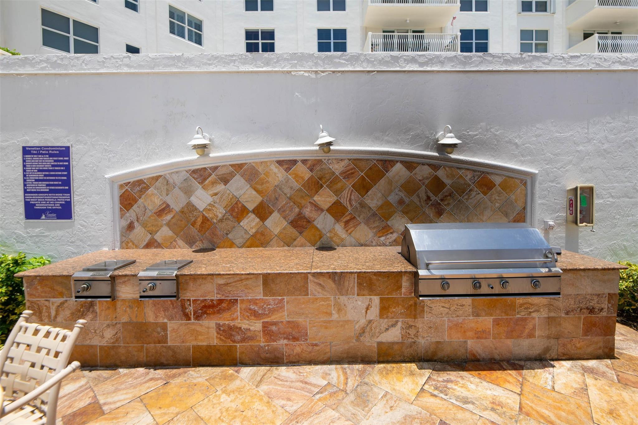 1 Las Olas Circle 605 Property Photo 47