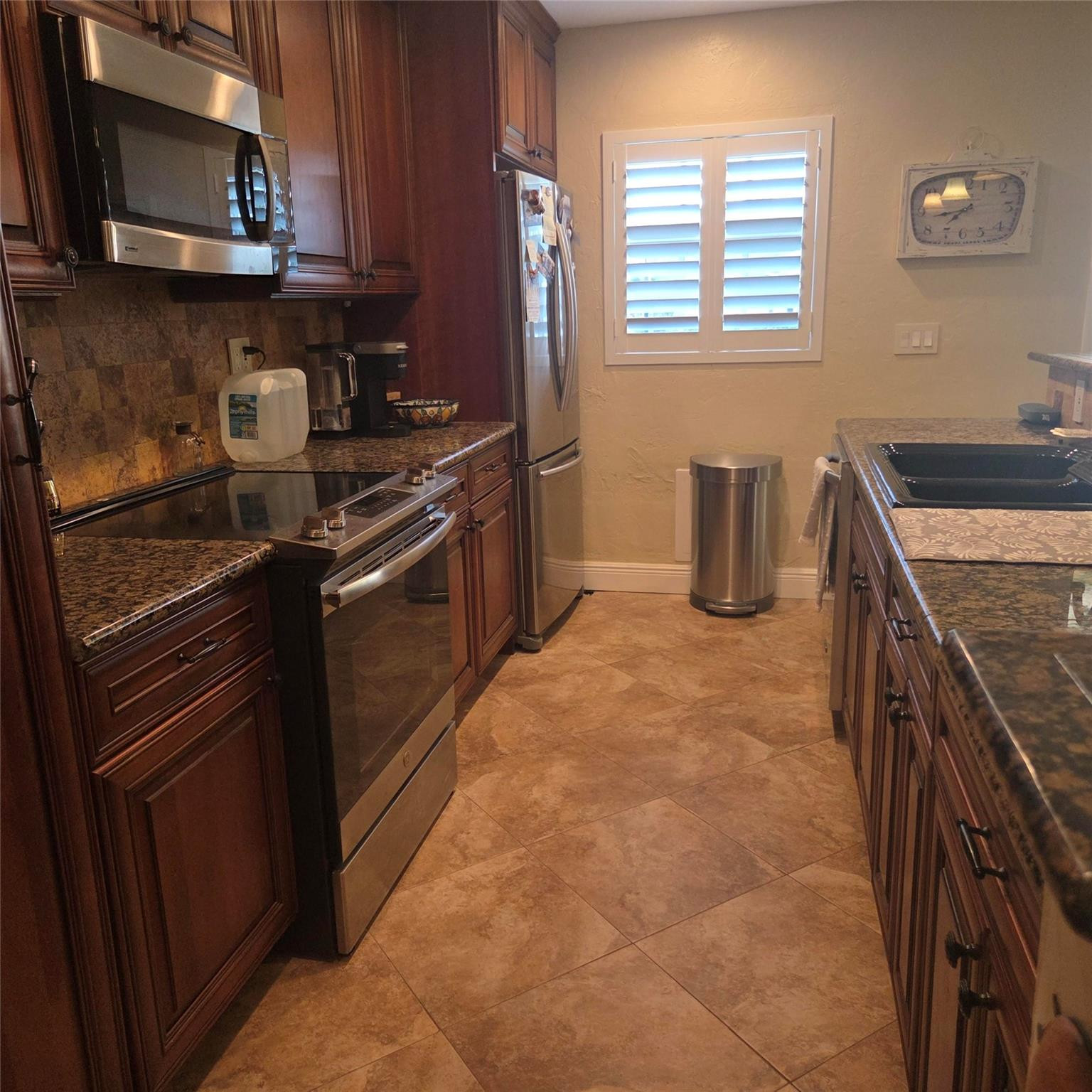 5349 Lakefront Boulevard B Property Photo 5