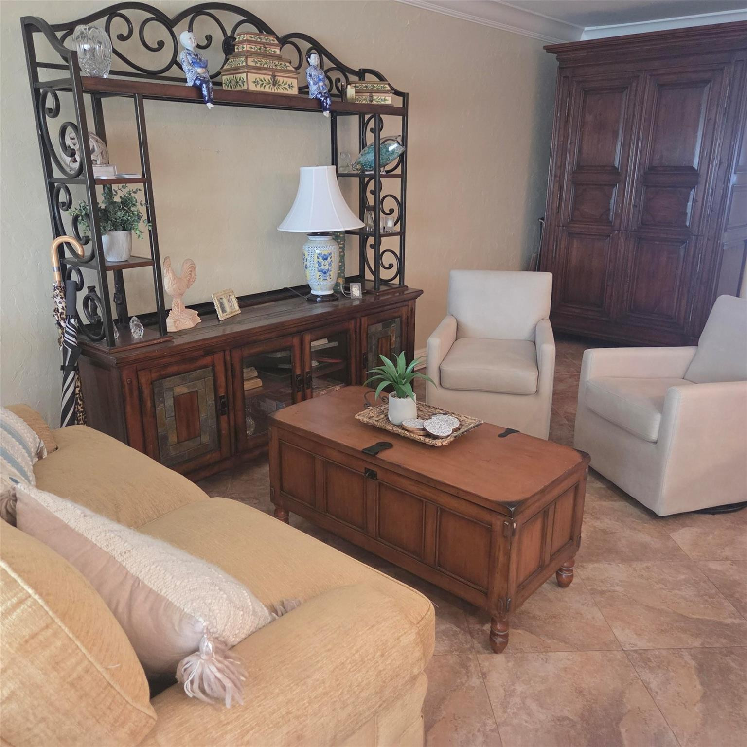 5349 Lakefront Boulevard B Property Photo 10