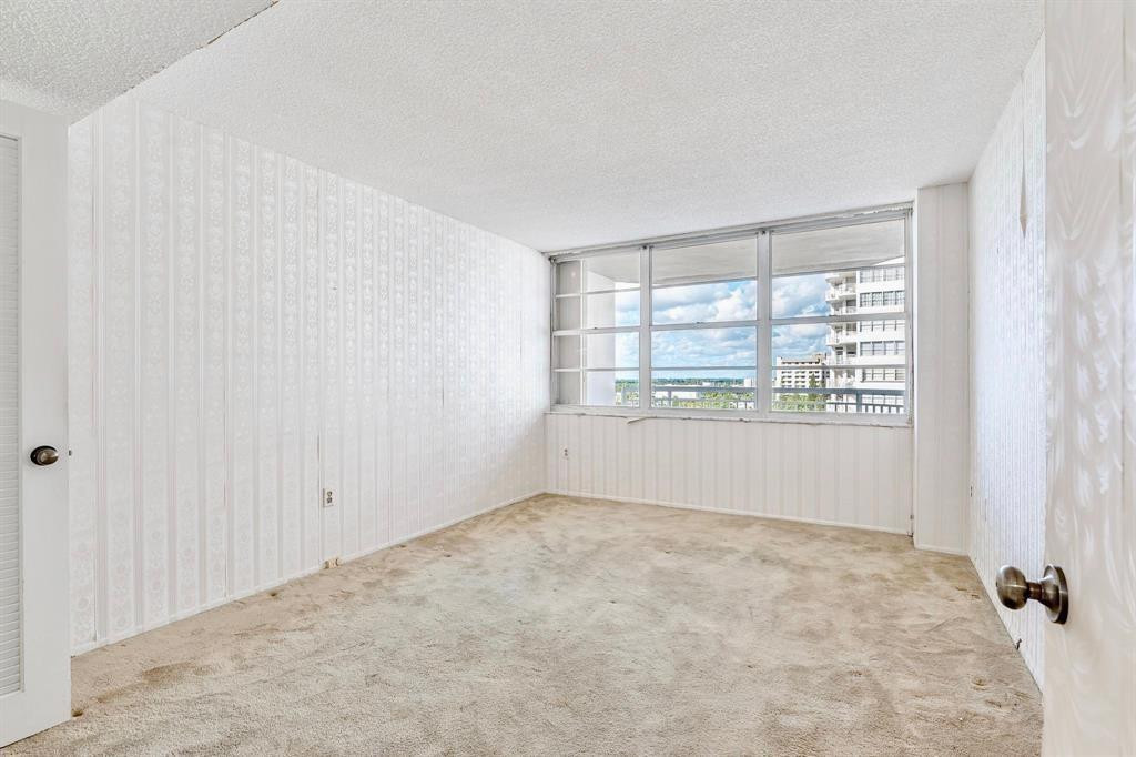 18031 Biscayne Boulevard 1104 Property Photo 11