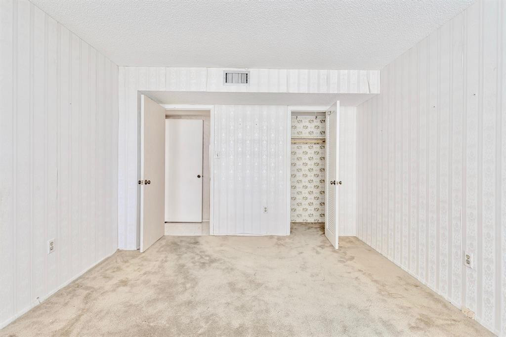 18031 Biscayne Boulevard 1104 Property Photo 16
