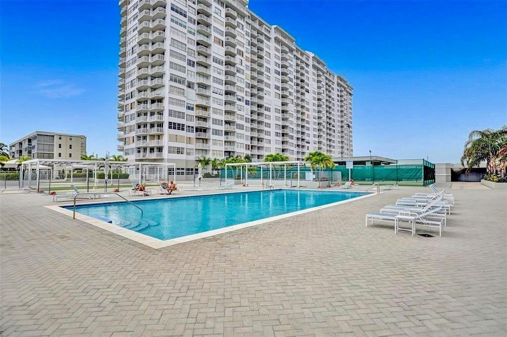 18031 Biscayne Boulevard 1104 Property Photo 21