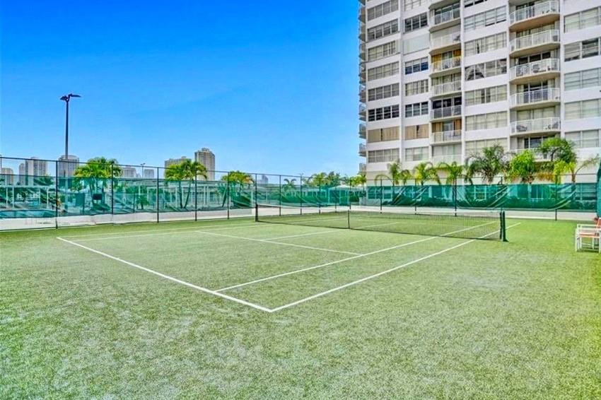 18031 Biscayne Boulevard 1104 Property Photo 22