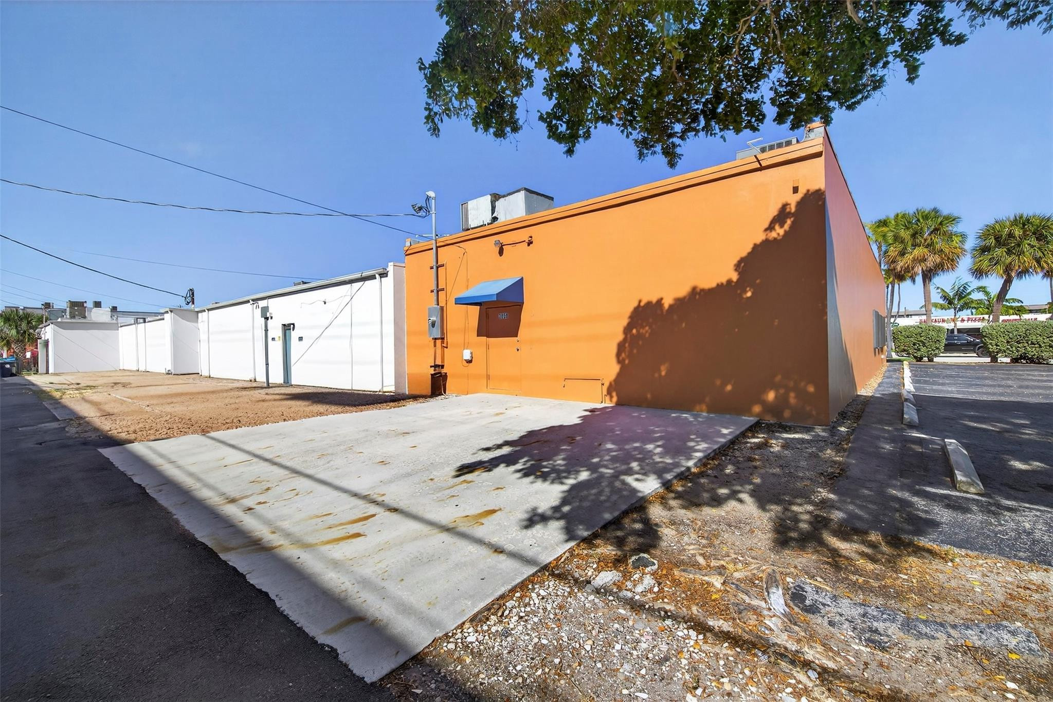 3050 E Commercial Boulevard Property Photo 35