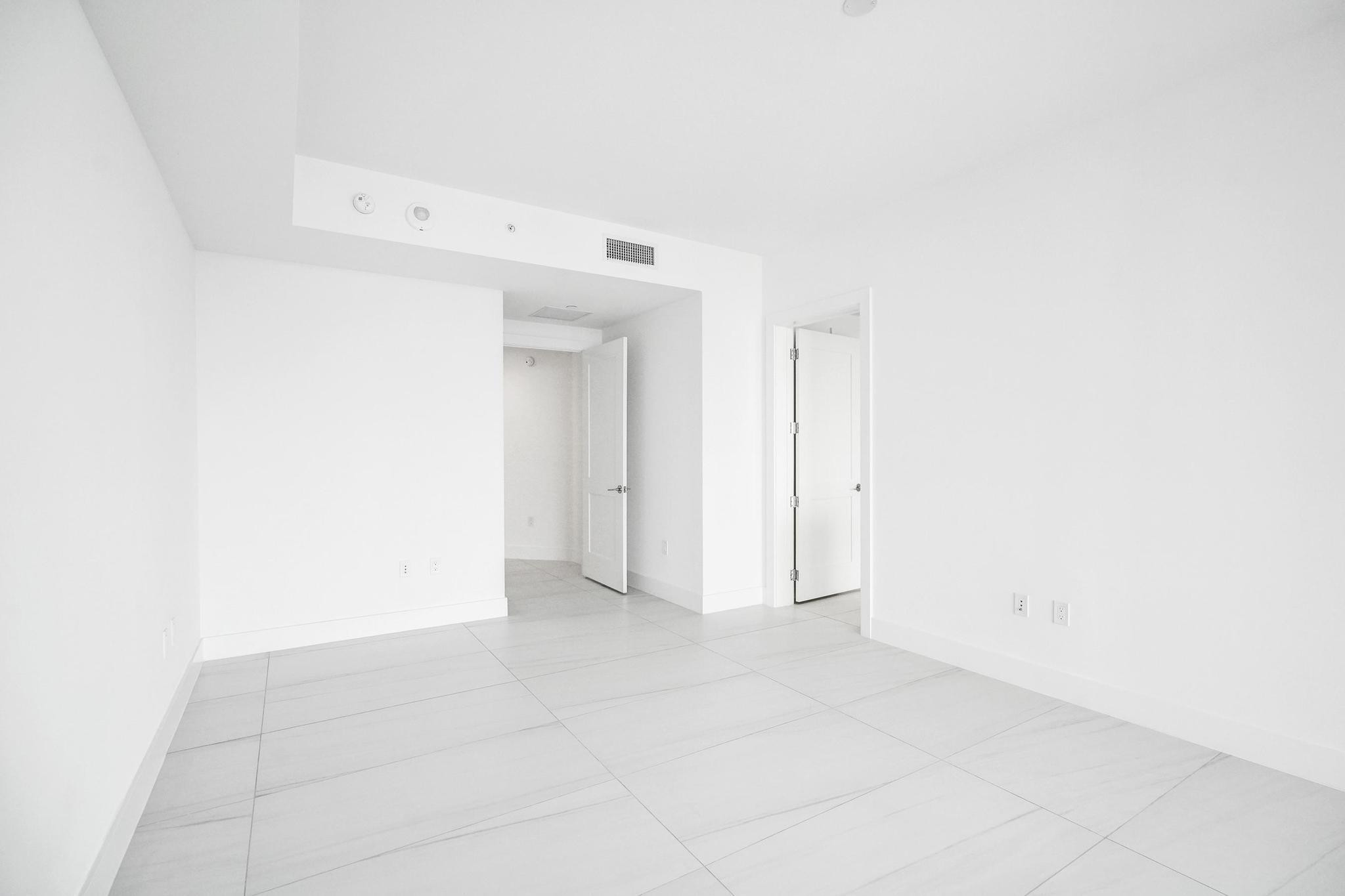 153 N Seabreeze Boulevard 504-s Property Photo 25