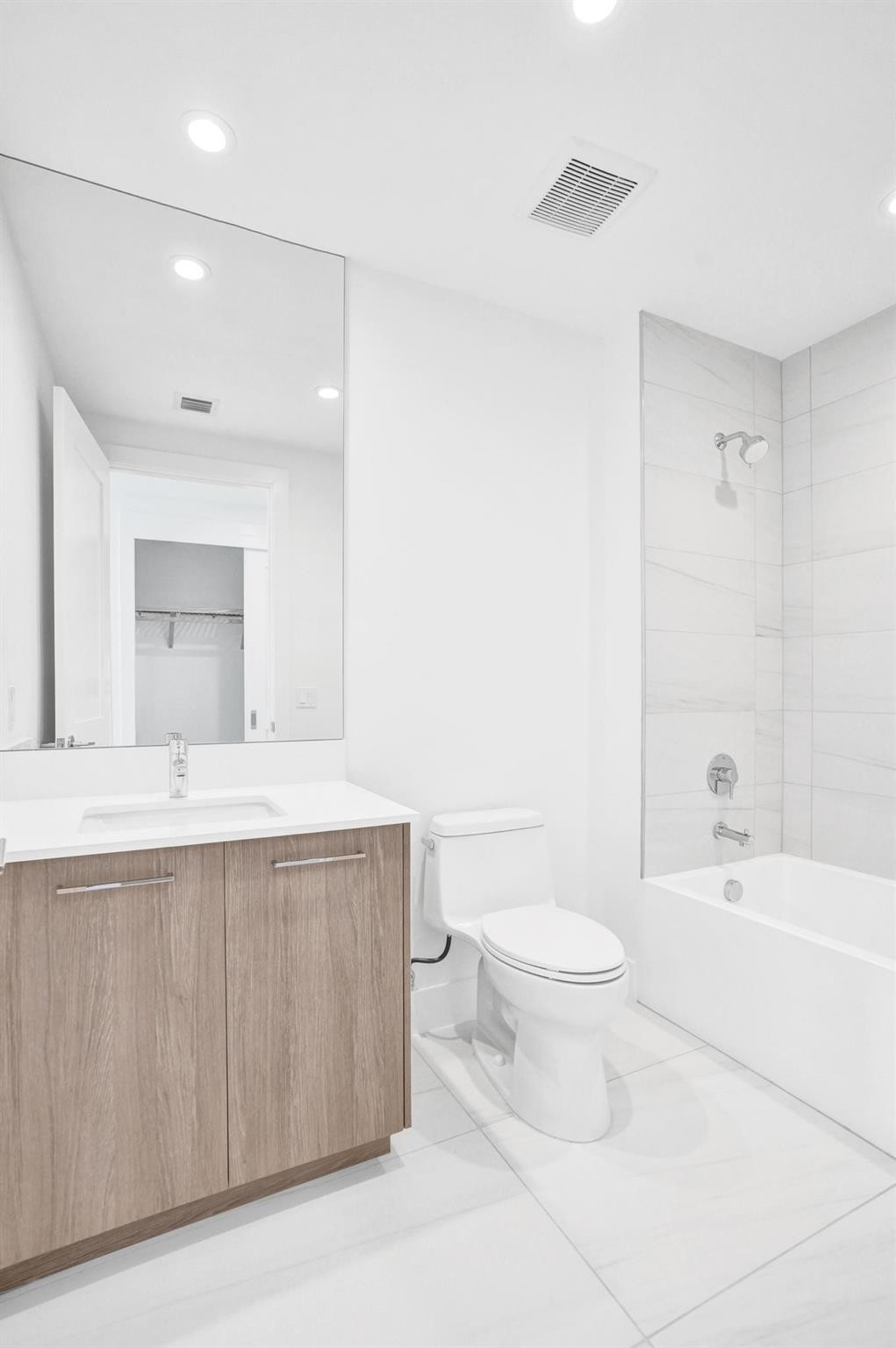 153 N Seabreeze Boulevard 504-s Property Photo 43