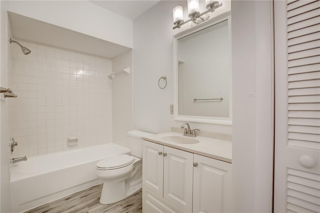 1450 N Riverside Drive 102 Property Photo 15