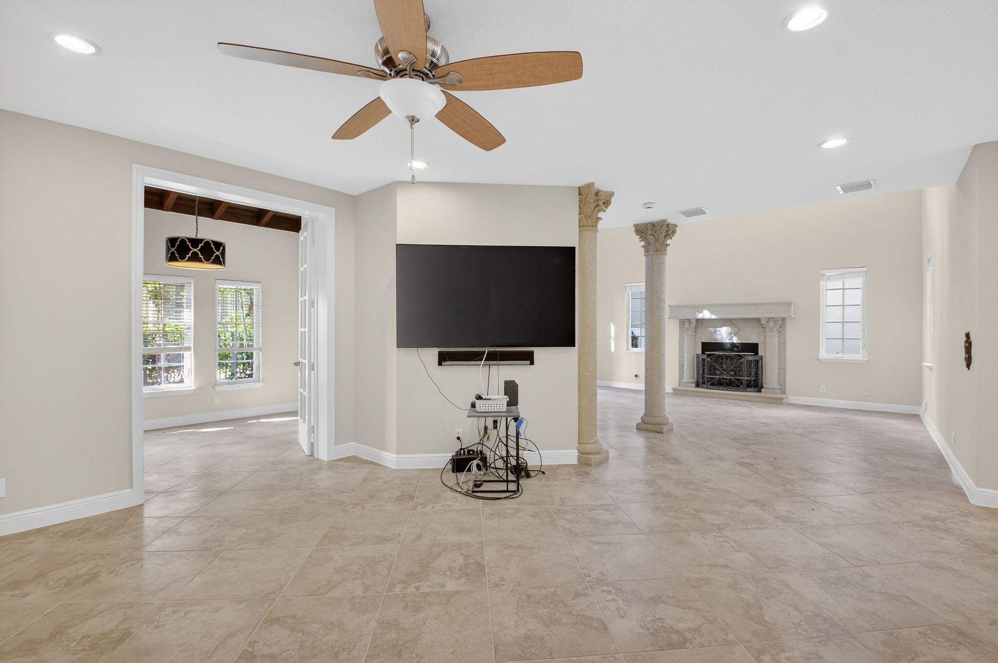 1617 Estuary Way Property Photo 11