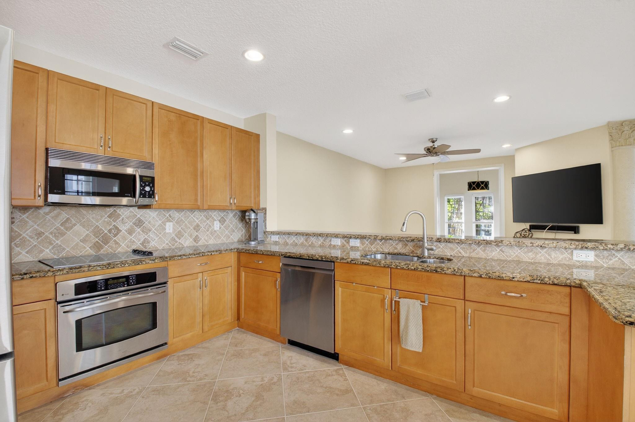 1617 Estuary Way Property Photo 19