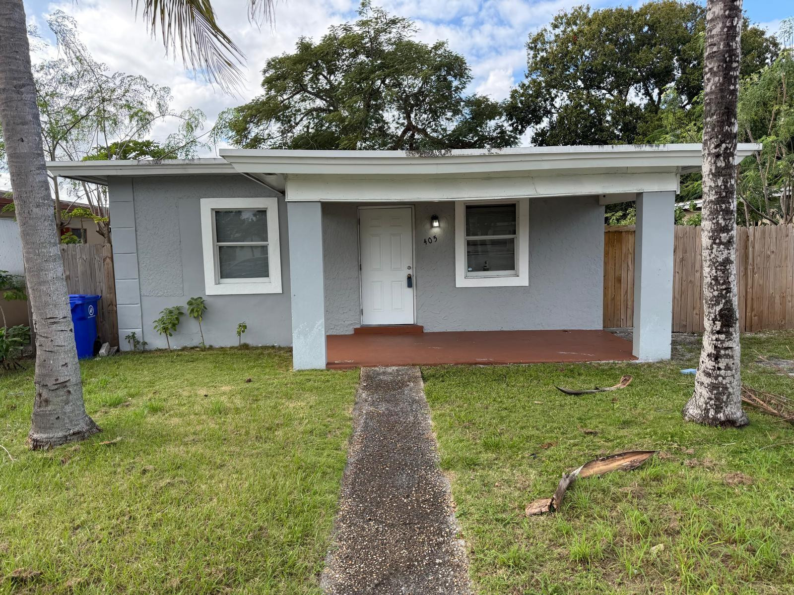 405 NW 18th Avenue Property Photo 1