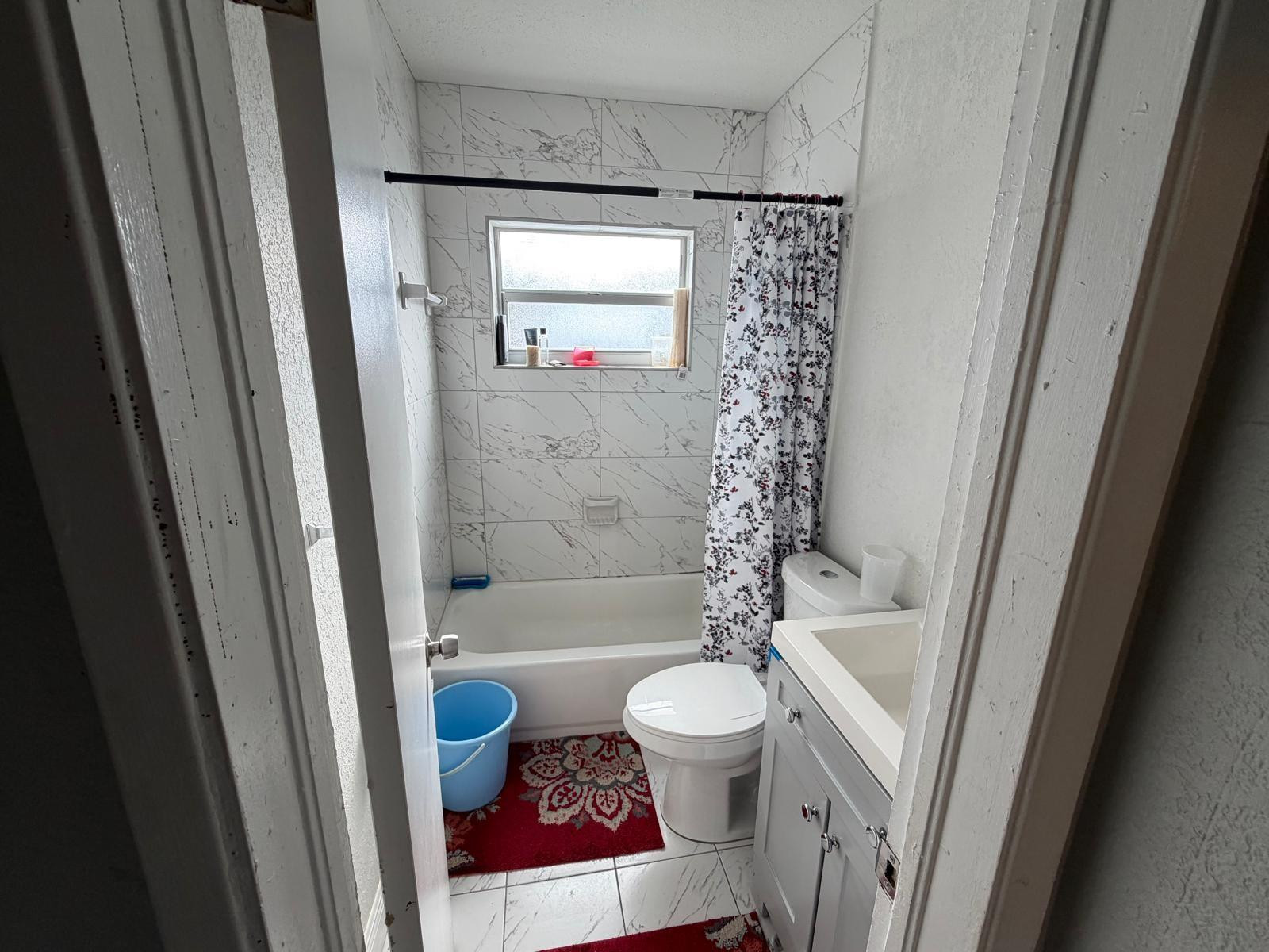 405 Nw 18th Avenue Property Photo 9