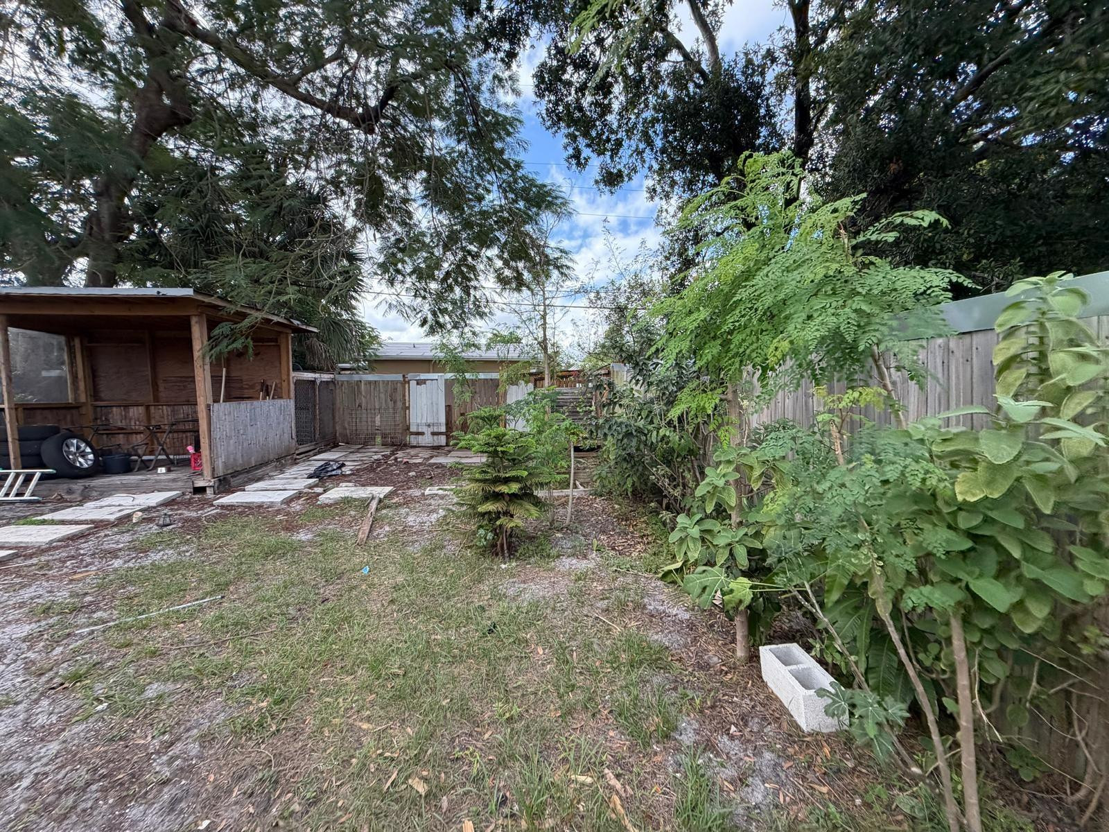 405 Nw 18th Avenue Property Photo 14