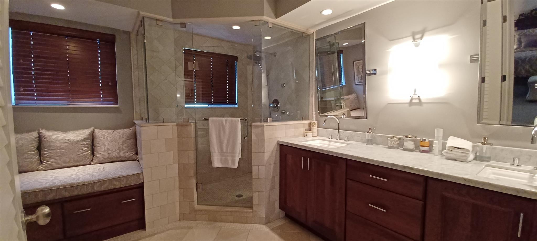 6688 Via Regina Property Photo 28