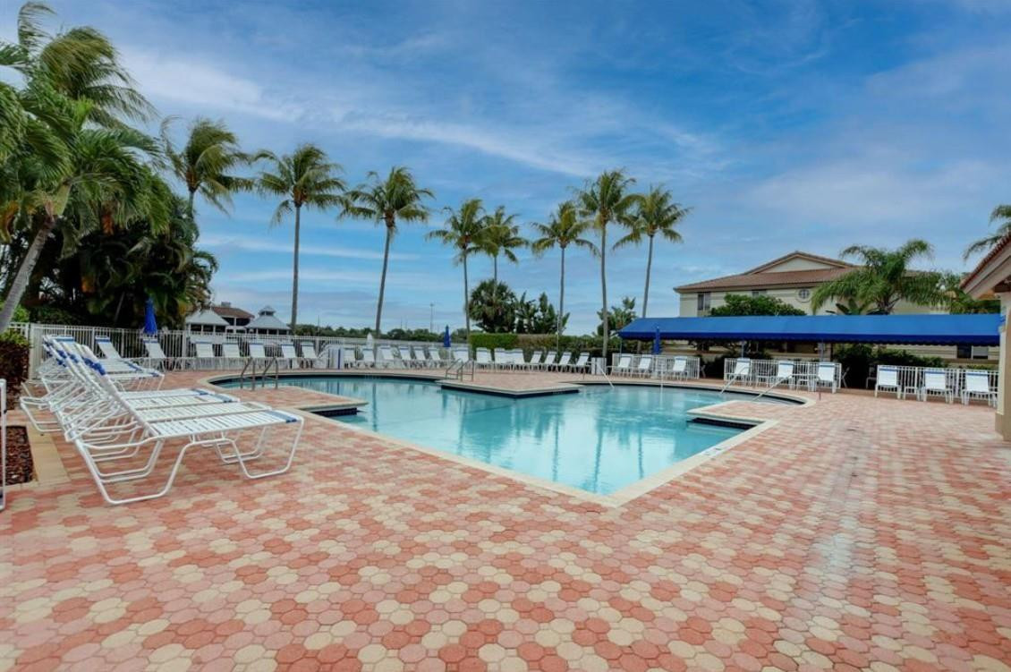 6688 Via Regina Property Photo 46