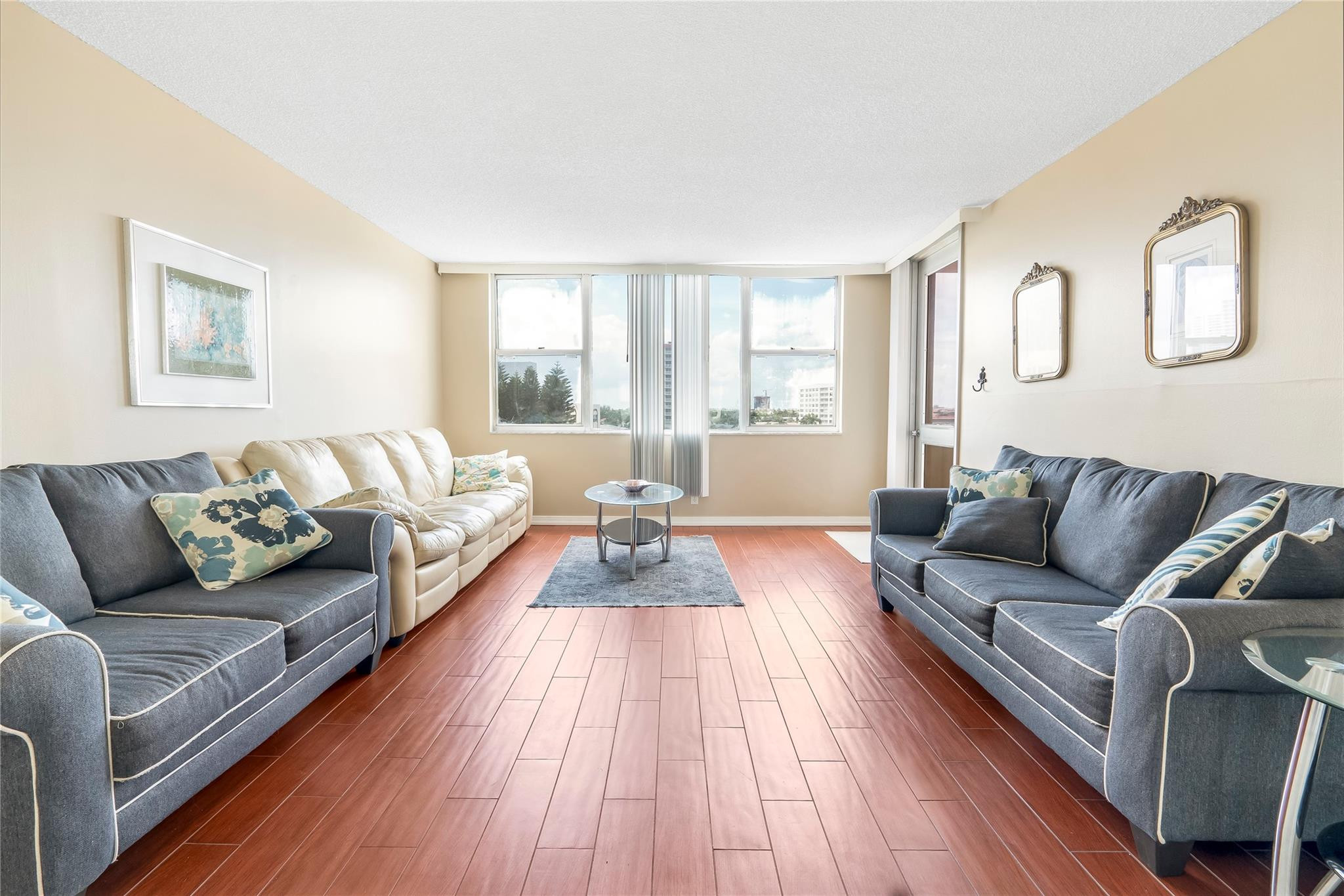 3180 S Ocean Drive 517 Property Photo 8