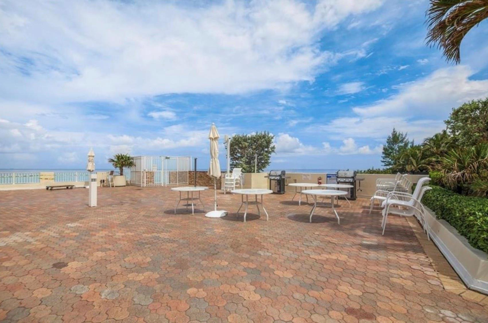 3180 S Ocean Drive 517 Property Photo 25