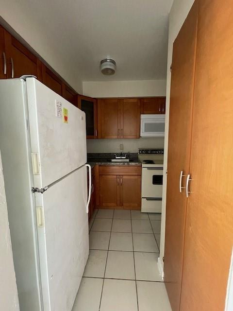 1711 S Cypress Road Property Photo 3