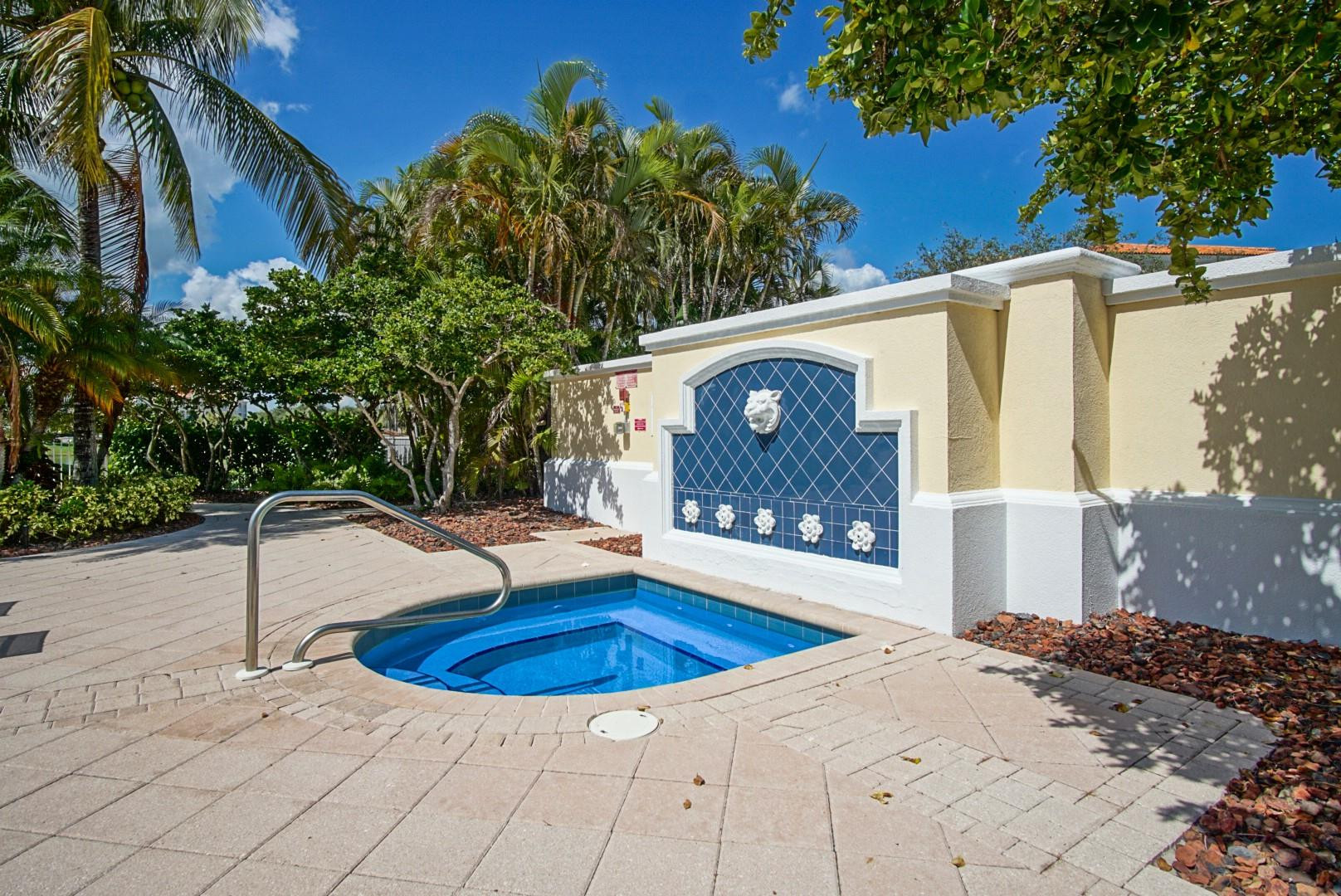 19 Harbour Isle Drive 106 Property Photo 20