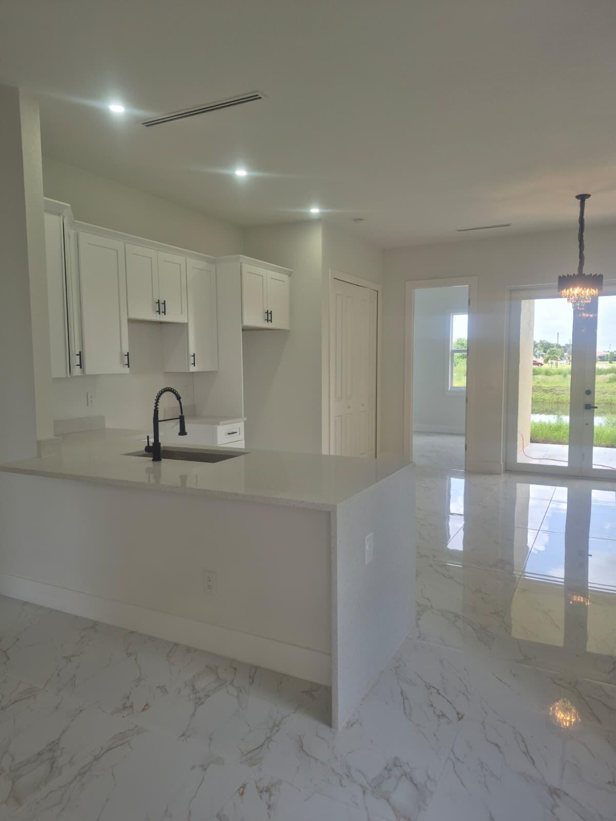 546 Pachman Circle Property Photo 4