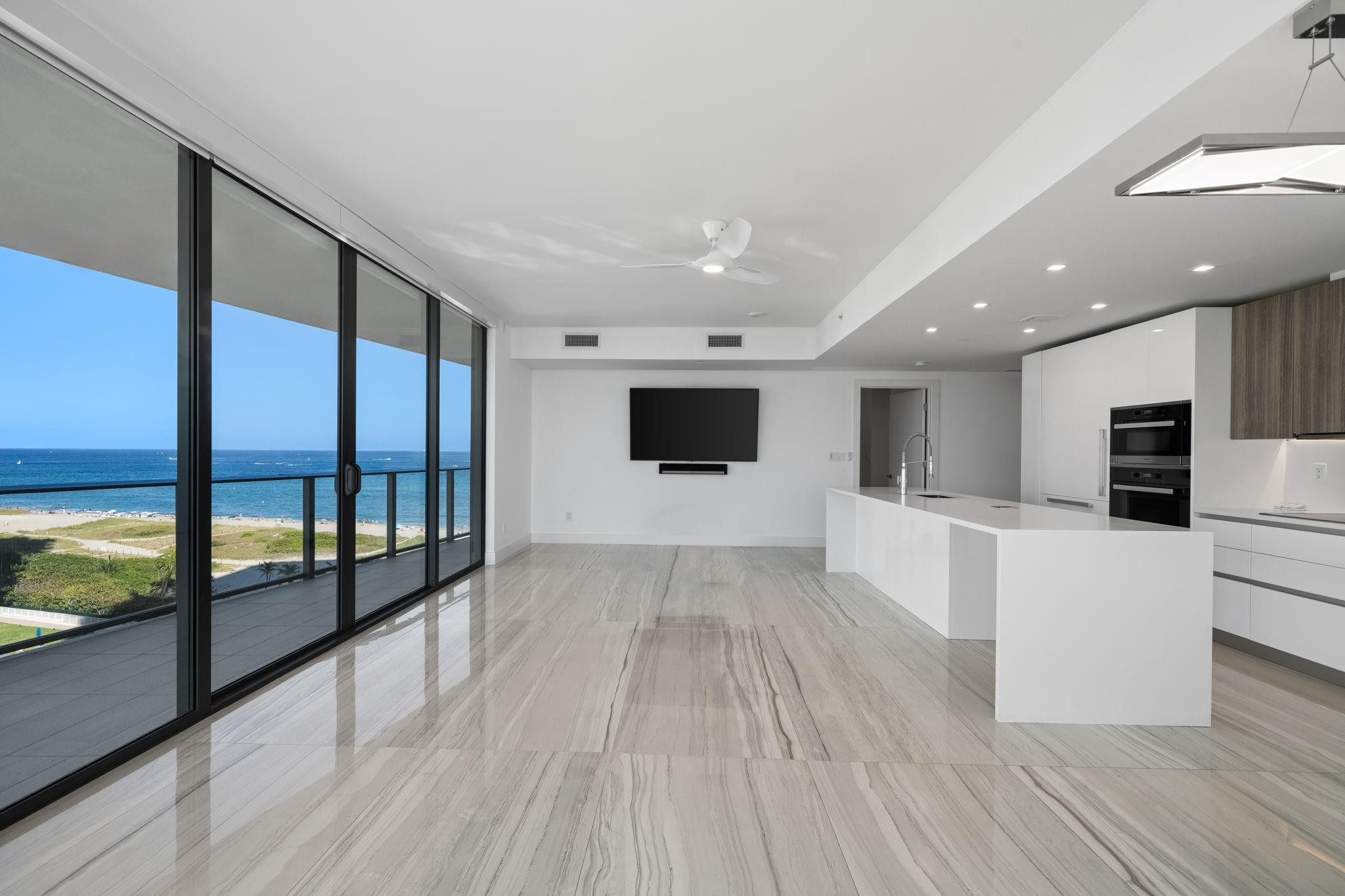 730 N Ocean Boulevard 801 Property Photo 1