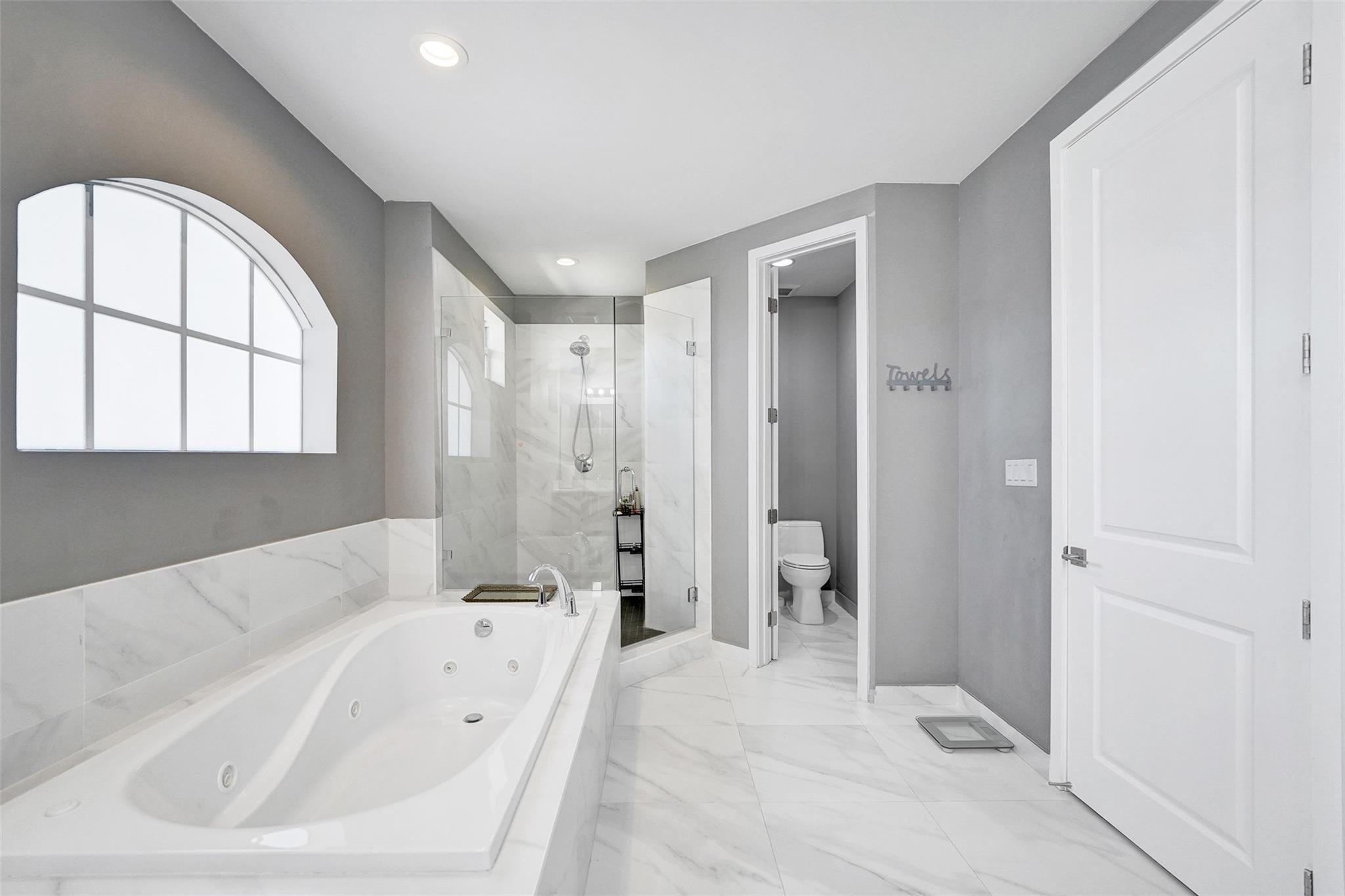 3534 Forest View Circle Property Photo 77