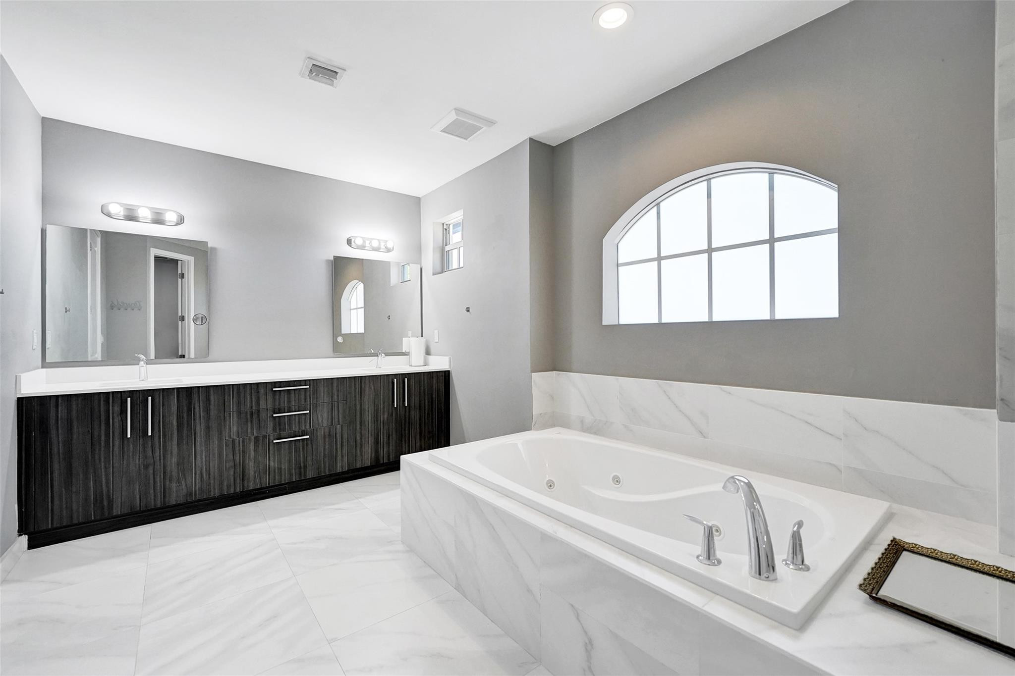 3534 Forest View Circle Property Photo 78
