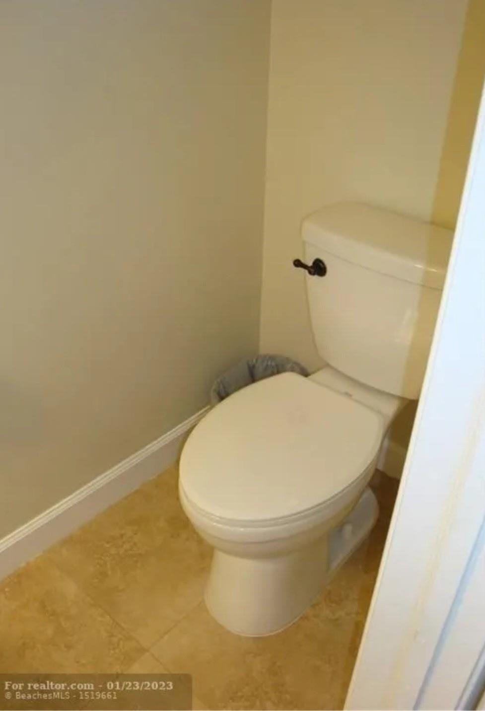 3010 Nw 68th Street 102 Property Photo 6