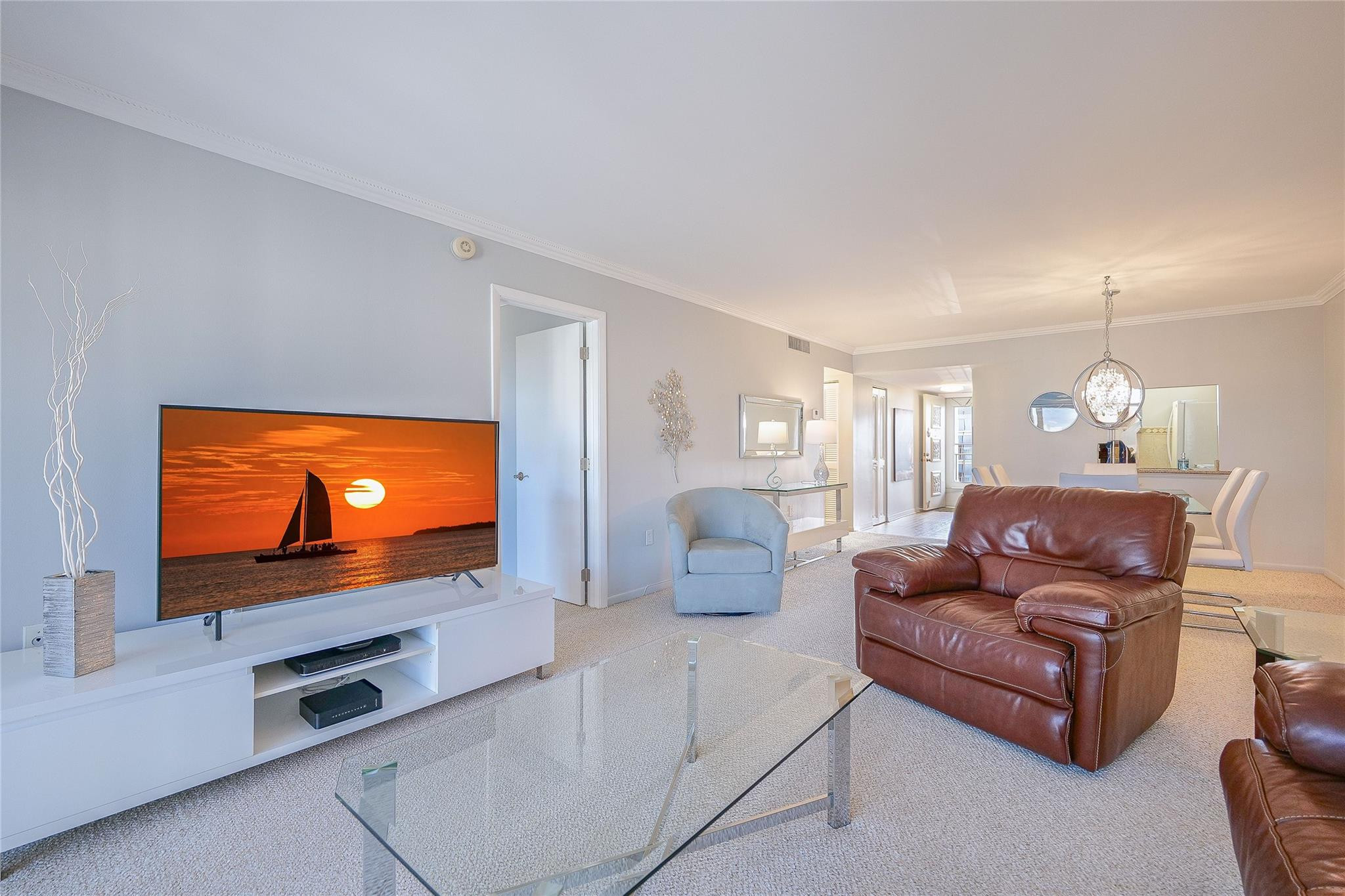 3920 Inverrary Boulevard 604-c Property Photo 5