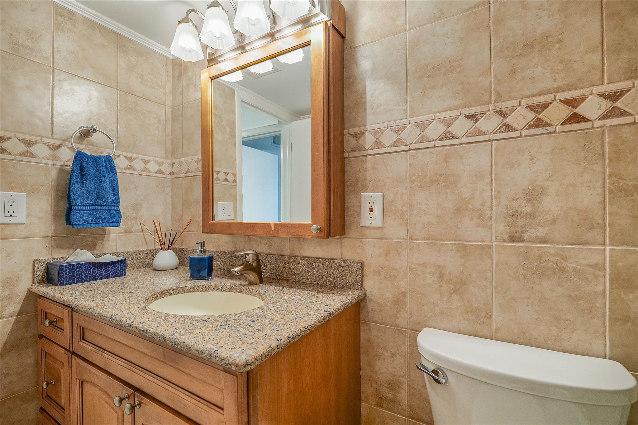 3920 Inverrary Boulevard 604-c Property Photo 16