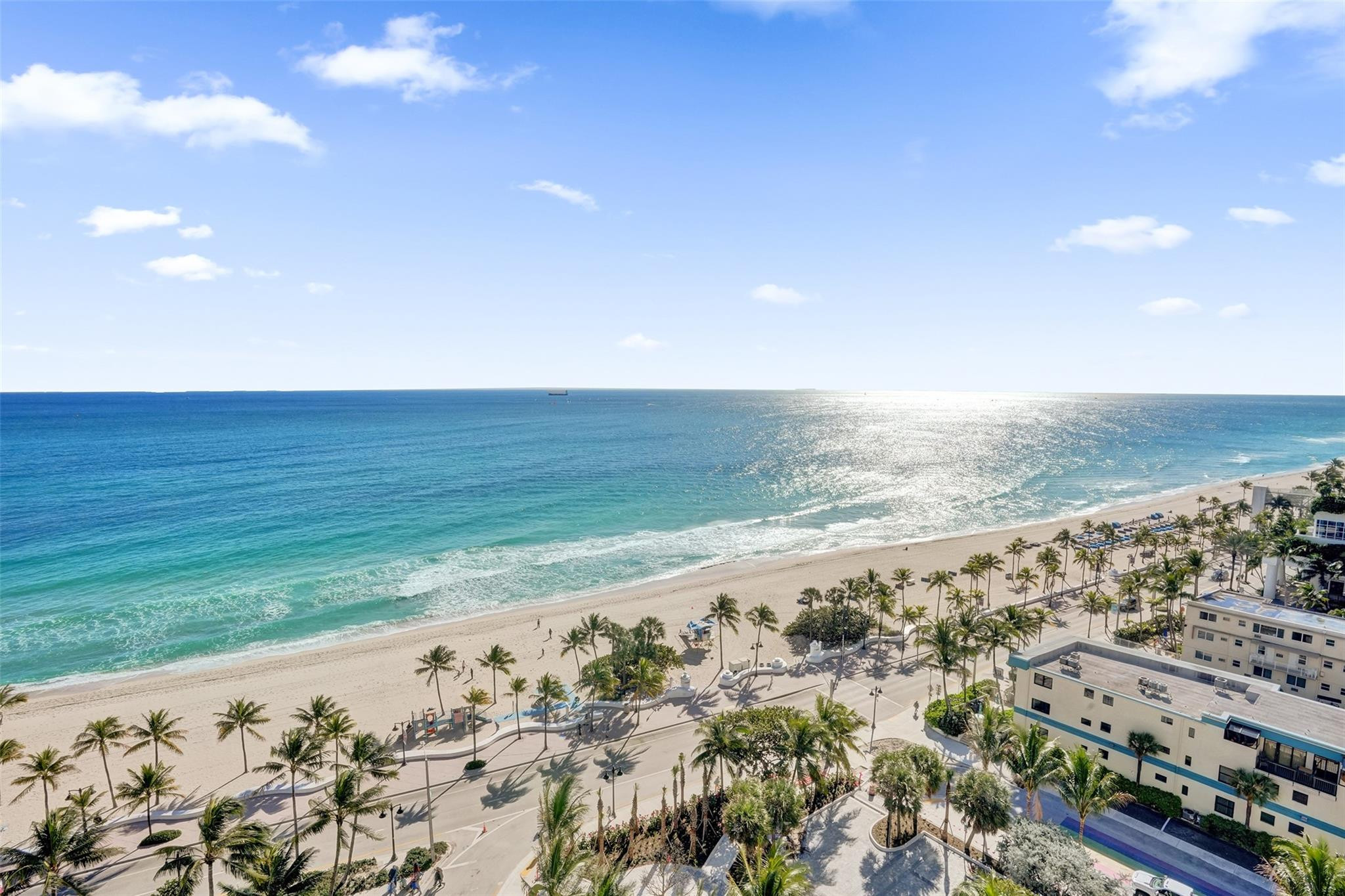 151 N Seabreeze Boulevard 1101-e Property Photo 8
