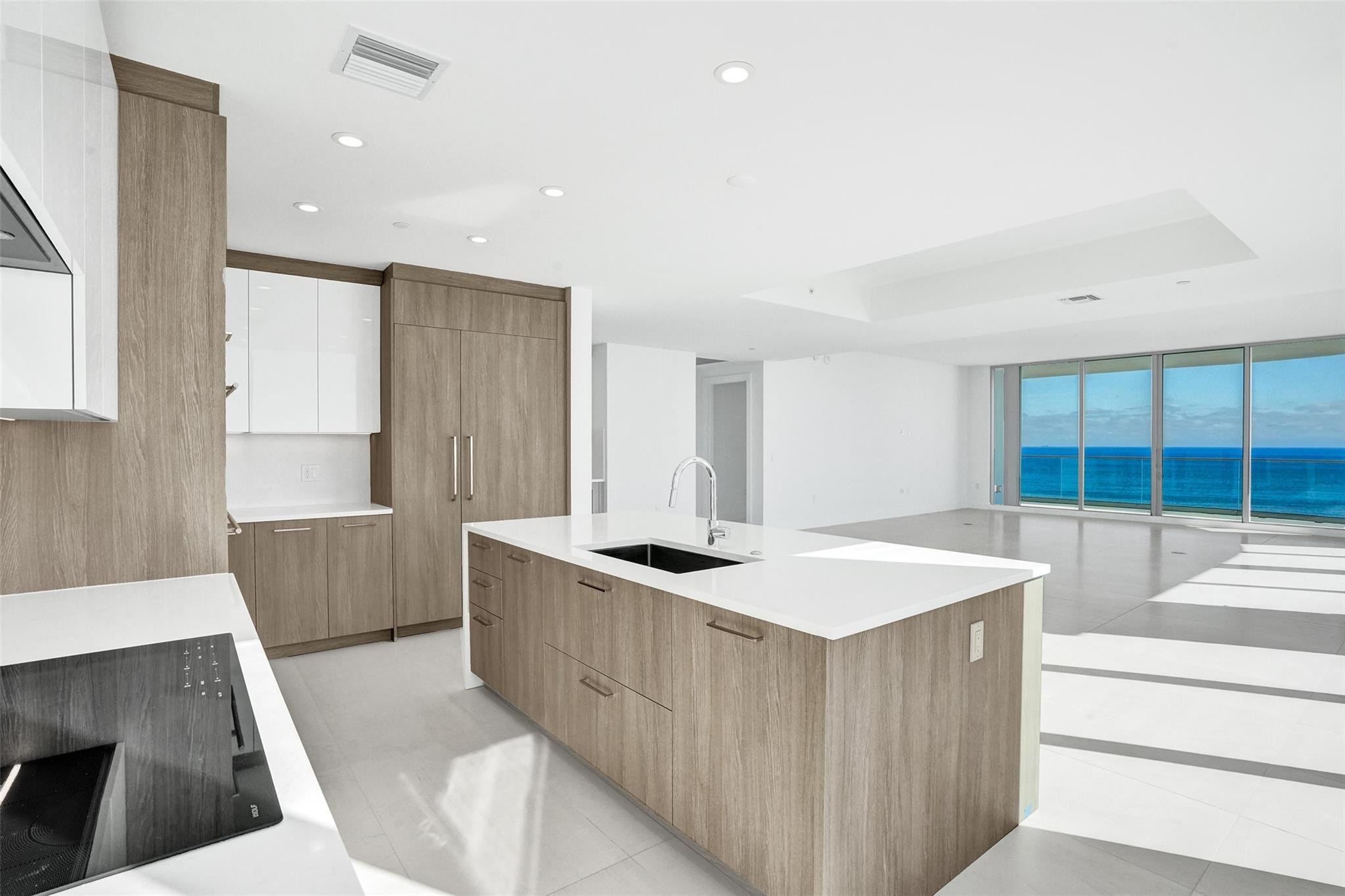 151 N Seabreeze Boulevard 1101-e Property Photo 14