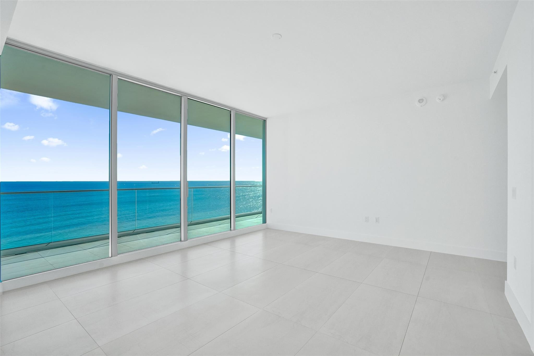 151 N Seabreeze Boulevard 1101-e Property Photo 17