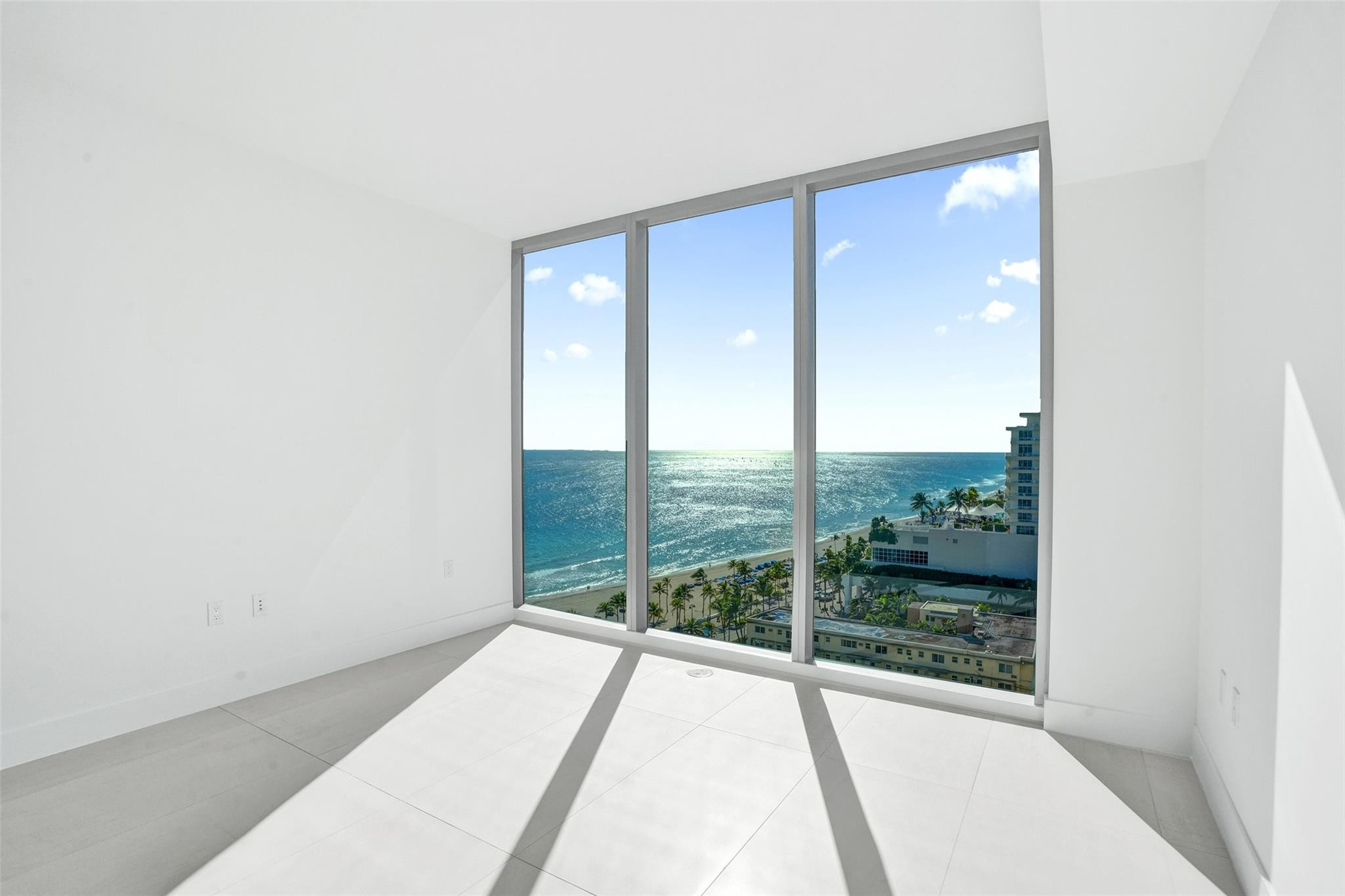 151 N Seabreeze Boulevard 1101-e Property Photo 24