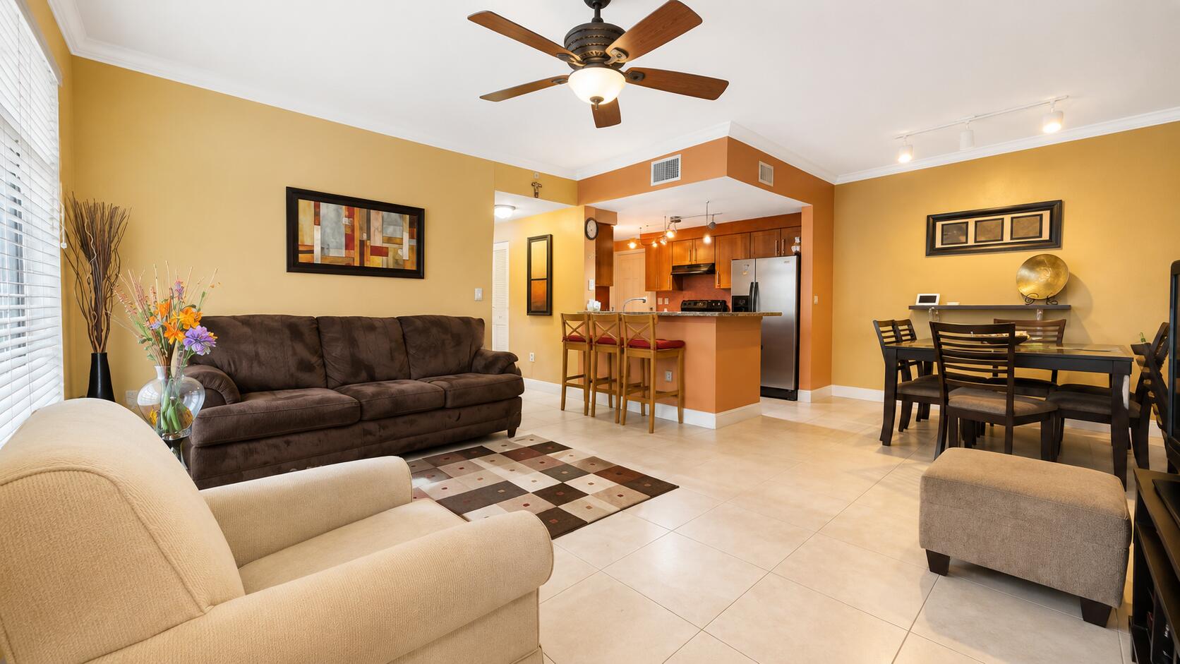 5880 W Sample Road 105 Property Photo 1
