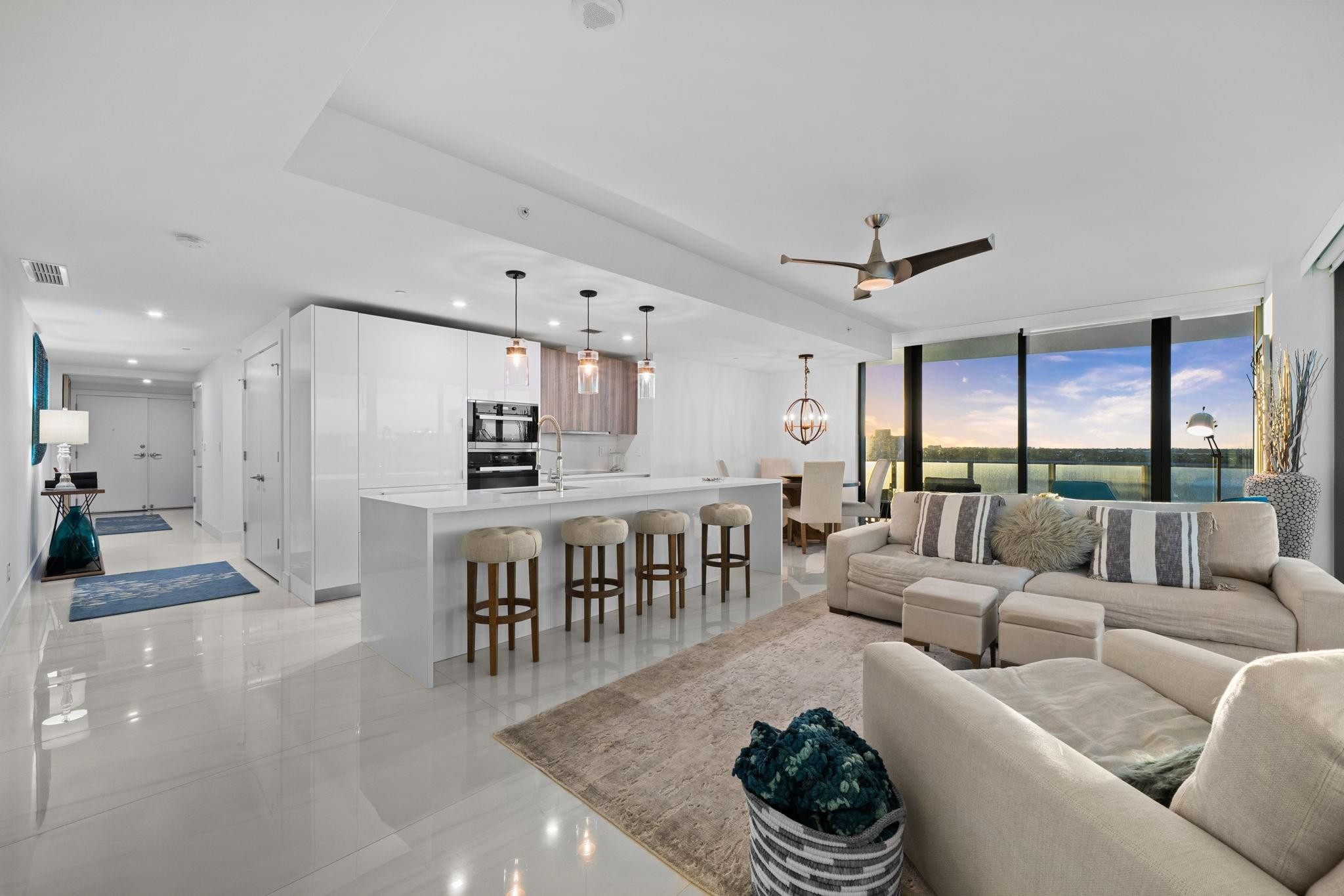 730 N Ocean Boulevard 701 Property Photo 4