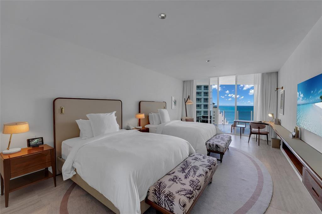 525 N Fort Lauderdale Beach Boulevard 1204 Property Photo 3