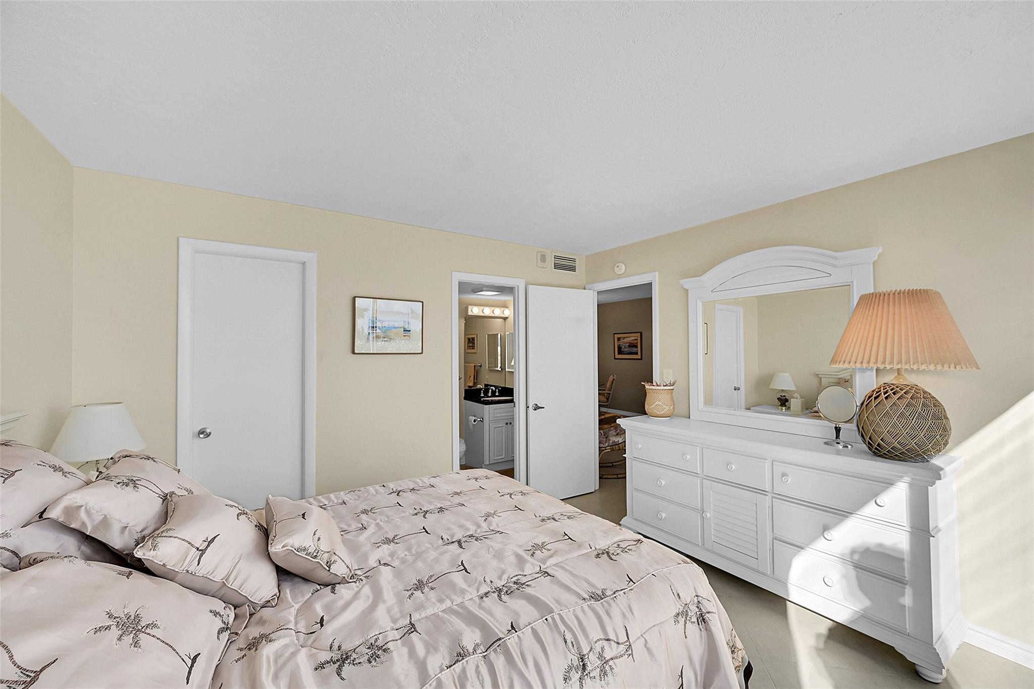 531 N Ocean Boulevard 410 Property Photo 14