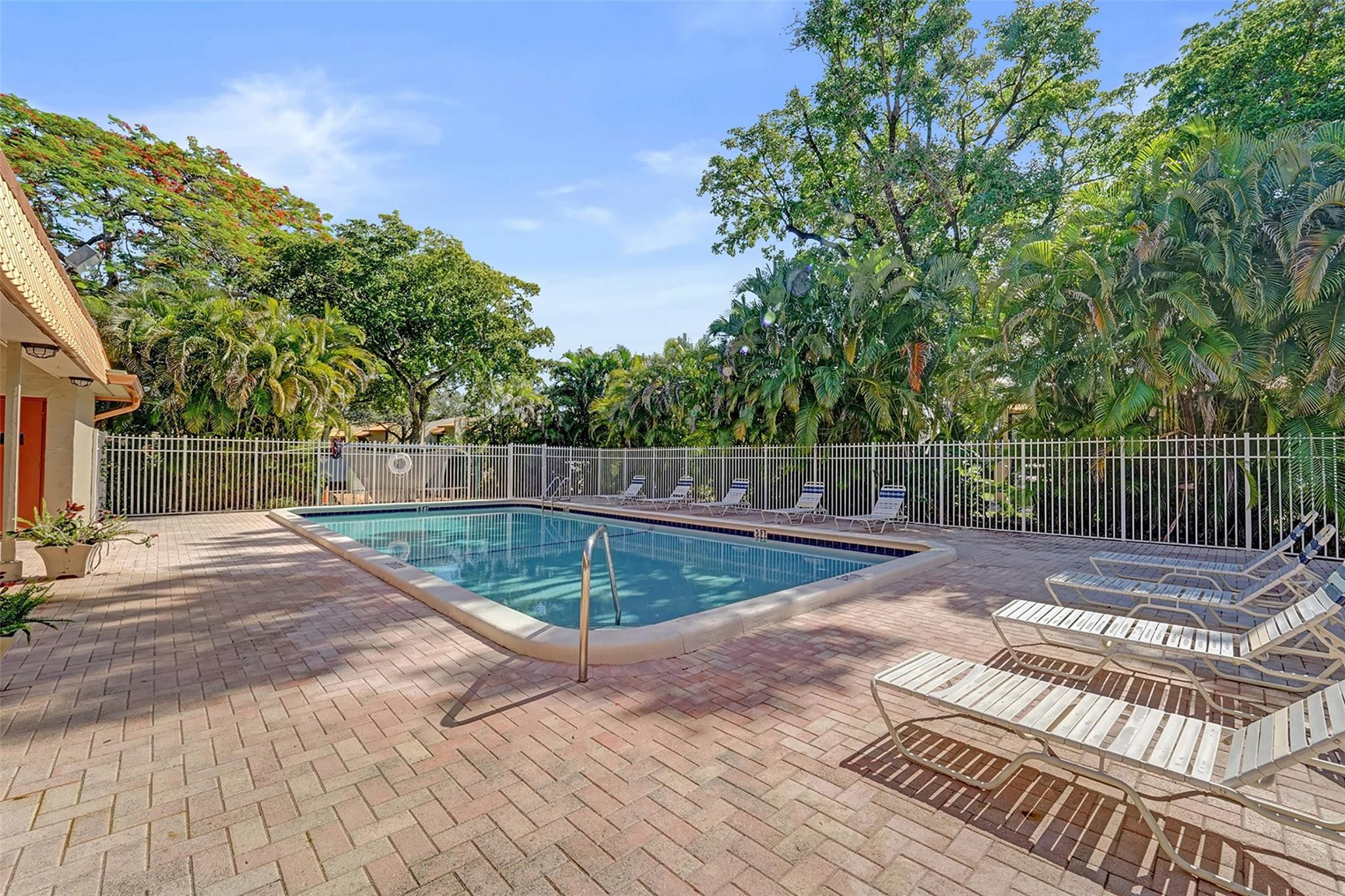 750 E Coco Plum Circle 2 Property Photo 19