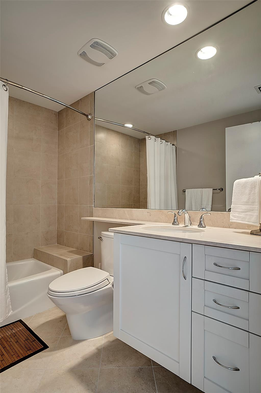2831 N Ocean Boulevard 801n Property Photo 14