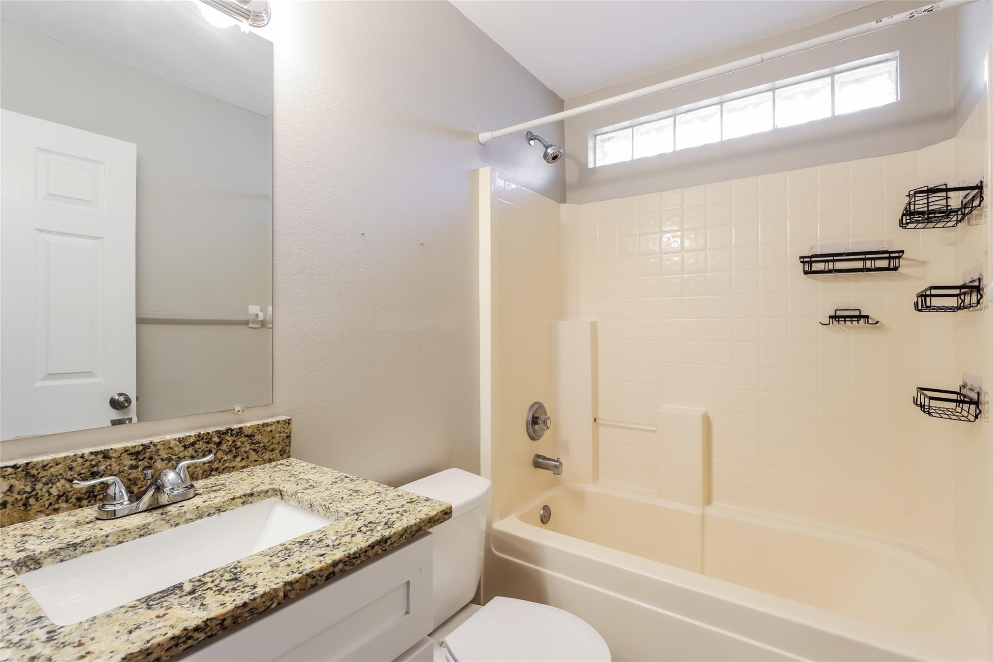 1890 4th Avenue Property Photo 4