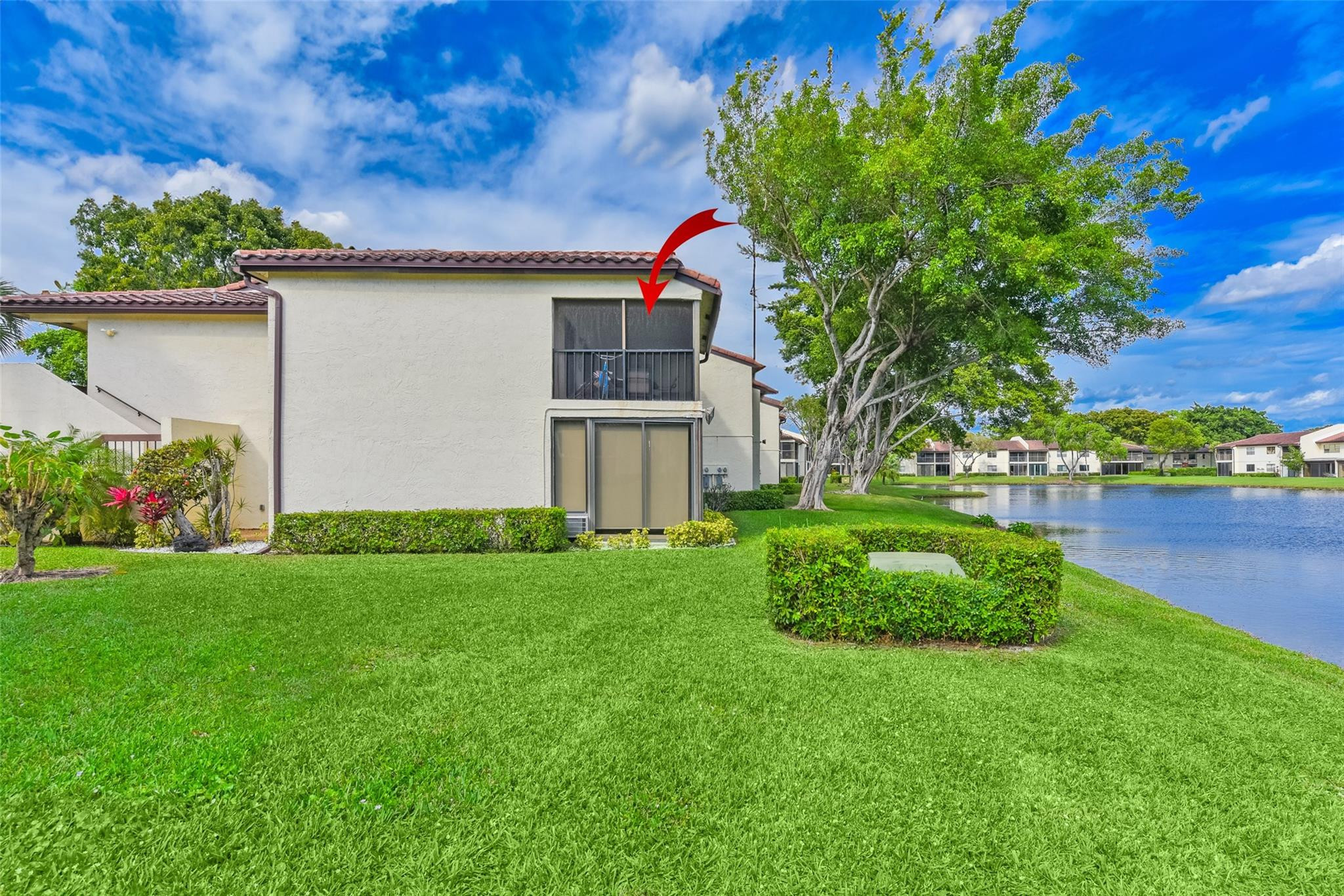 21827 Arriba Real L Property Photo 6